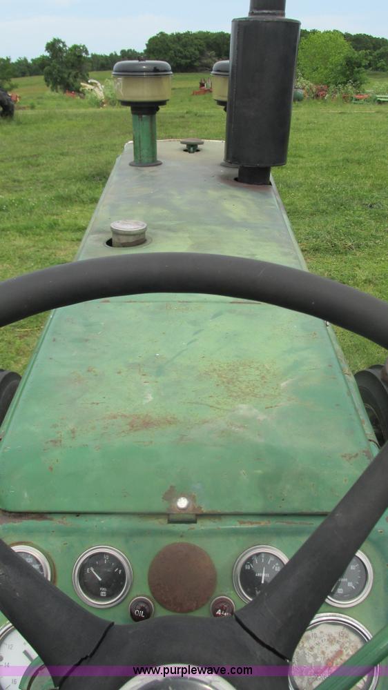 image for item J8502 Oliver 1900 tractor