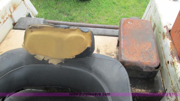 image for item J8503 Case 870 tractor