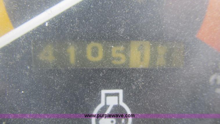 image for item J8503 Case 870 tractor