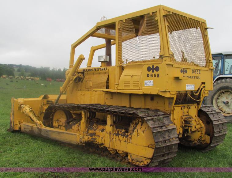 image for item J8509 Komatsu D65E dozer