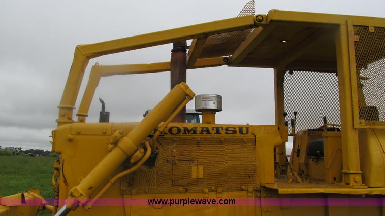 image for item J8509 Komatsu D65E dozer