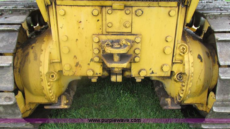 image for item J8509 Komatsu D65E dozer