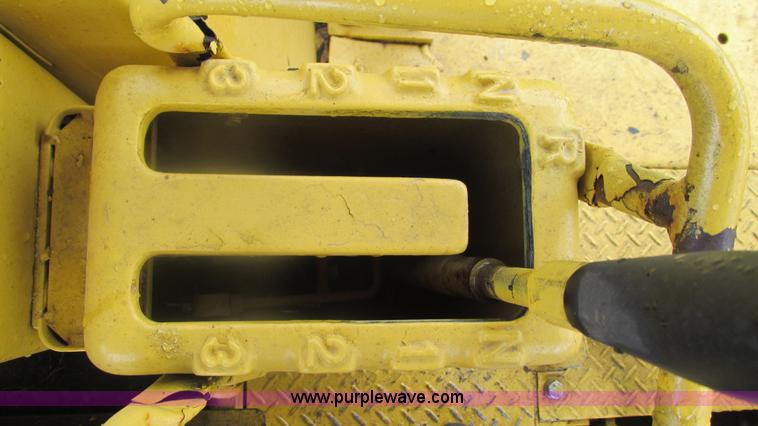 image for item J8509 Komatsu D65E dozer
