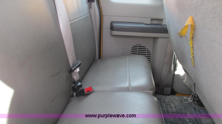 image for item J8514 2008 Ford F350 SuperCab utility truck