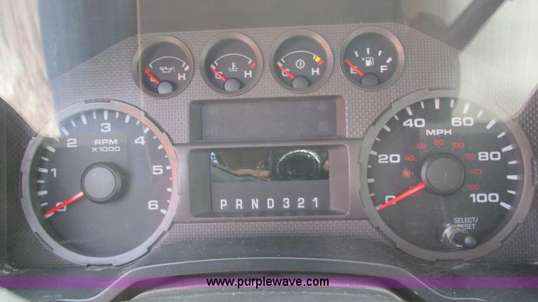 image for item J8514 2008 Ford F350 SuperCab utility truck