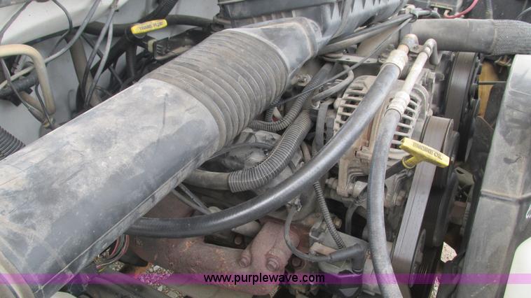 image for item J8517 2001 Dodge Ram 2500 pickup truck