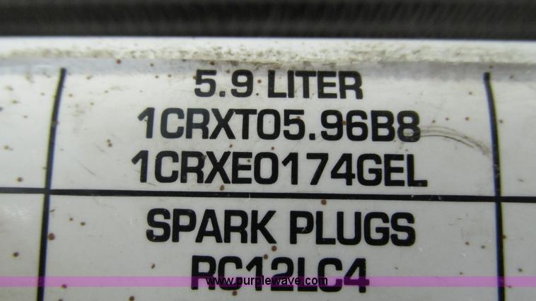 image for item J8517 2001 Dodge Ram 2500 pickup truck