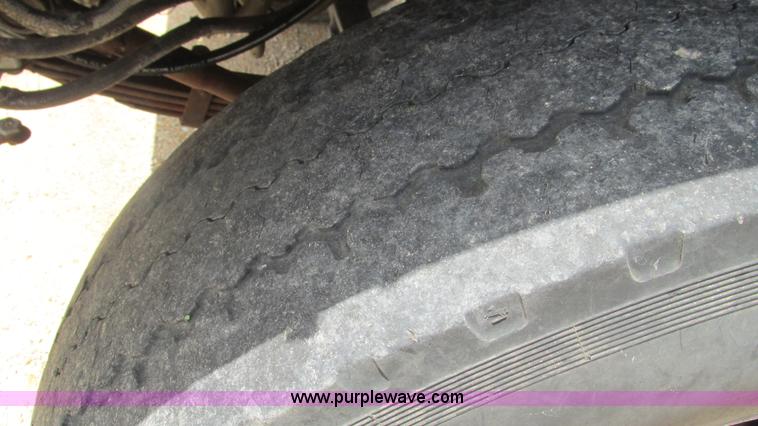 image for item J8520 1978 White Freightliner semi truck