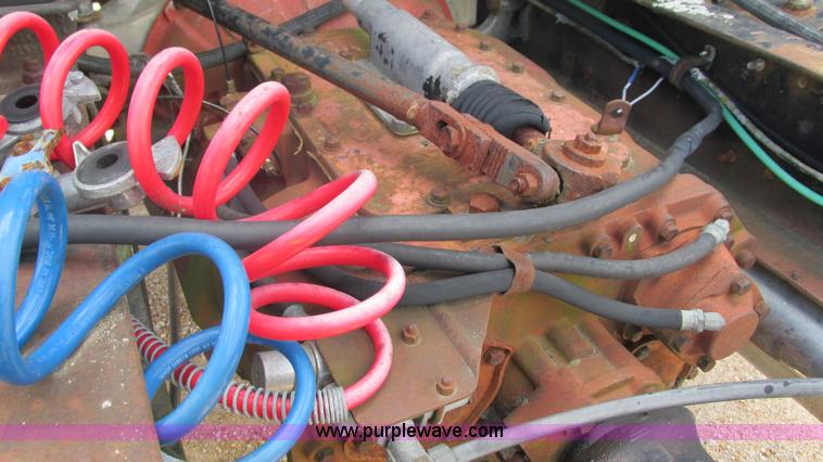 image for item J8520 1978 White Freightliner semi truck