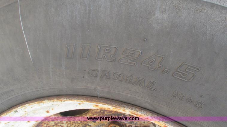 image for item J8520 1978 White Freightliner semi truck