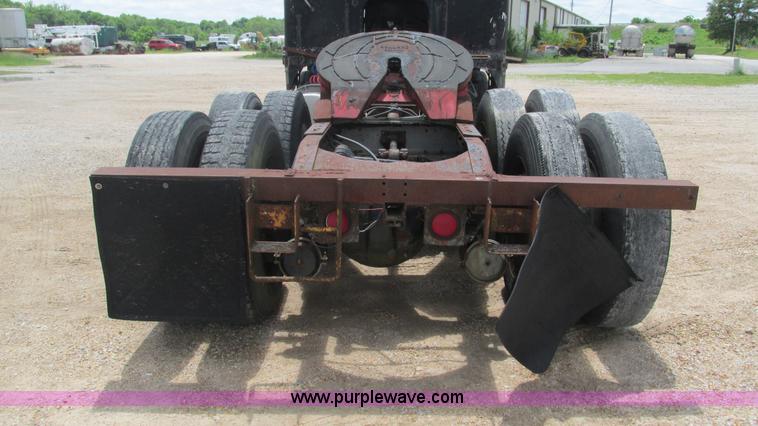 image for item J8520 1978 White Freightliner semi truck