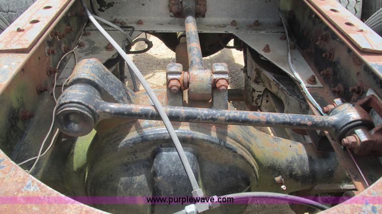 image for item J8520 1978 White Freightliner semi truck