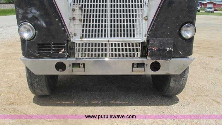 image for item J8520 1978 White Freightliner semi truck