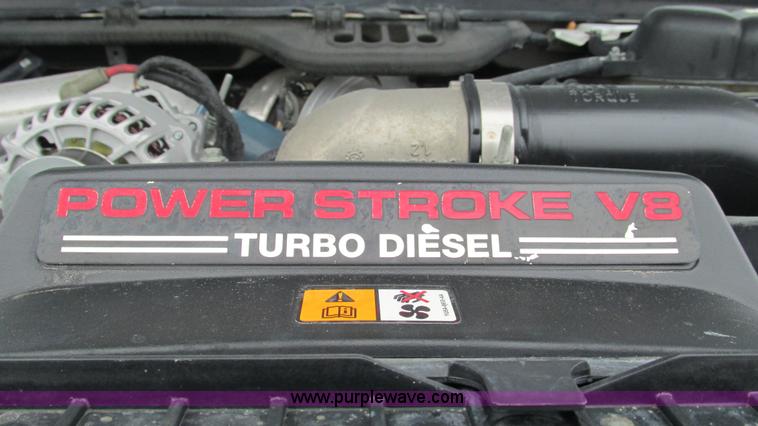 image for item J8529 2006 Ford F550 service truck with crane