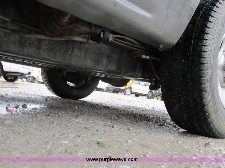 image for item K2144 1999 Chevrolet Silverado 1500 pickup truck