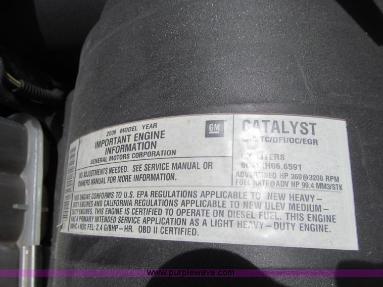 image for item K5647 2006 GMC Sierra 3500 dump truck