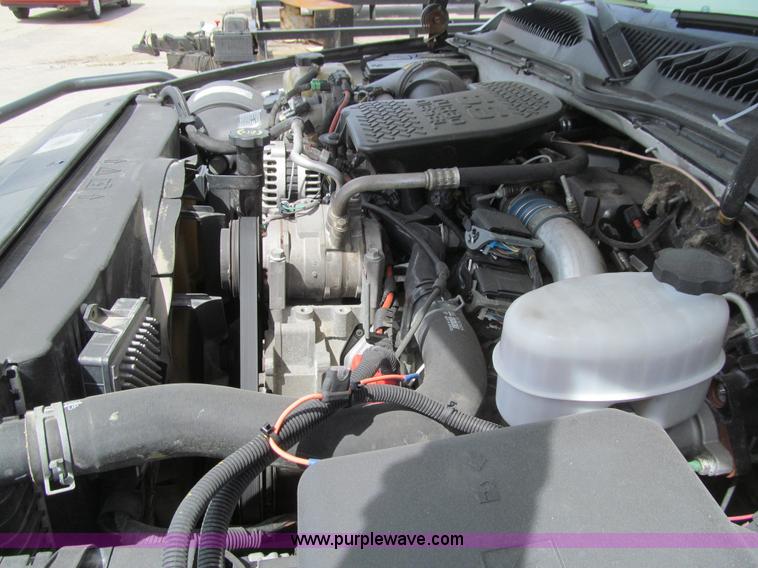 image for item K5647 2006 GMC Sierra 3500 dump truck