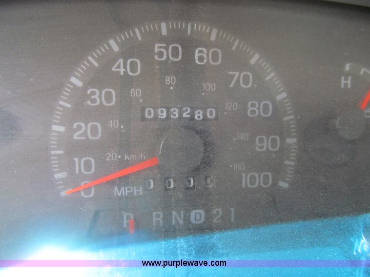 image for item K5649 1998 Ford F250 Crew Cab pickup truck