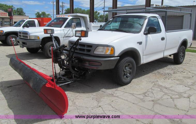 image for item K5649 1998 Ford F250 Crew Cab pickup truck