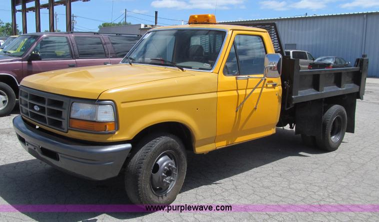 image for item K5653 1994 Ford F350 dump bed pickup truck