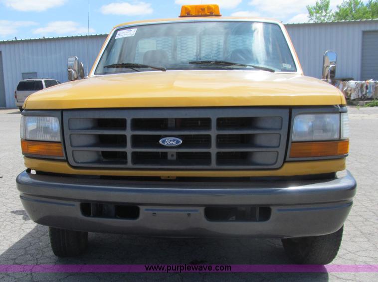 image for item K5653 1994 Ford F350 dump bed pickup truck