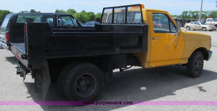 image for item K5653 1994 Ford F350 dump bed pickup truck