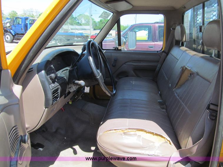 image for item K5653 1994 Ford F350 dump bed pickup truck