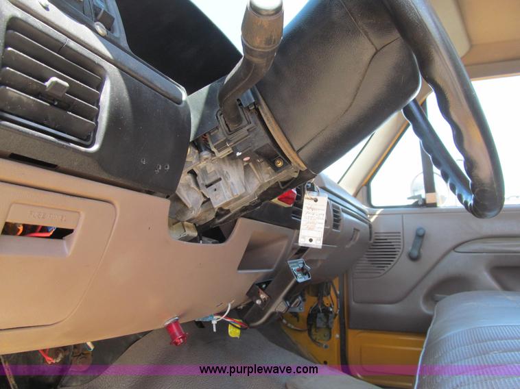 image for item K5653 1994 Ford F350 dump bed pickup truck