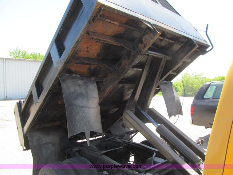 image for item K5653 1994 Ford F350 dump bed pickup truck