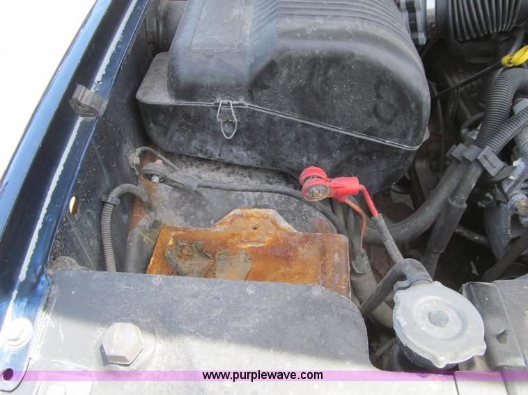 image for item K5656 1996 Chevrolet Silverado 1500 Ext. Cab pickup truck