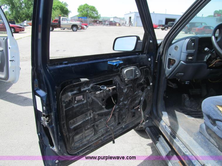 image for item K5656 1996 Chevrolet Silverado 1500 Ext. Cab pickup truck
