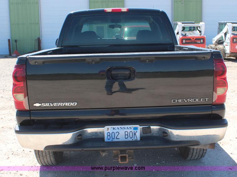 image for item K6778 2003 Chevrolet Silverado 1500 Ext. Cab pickup truck