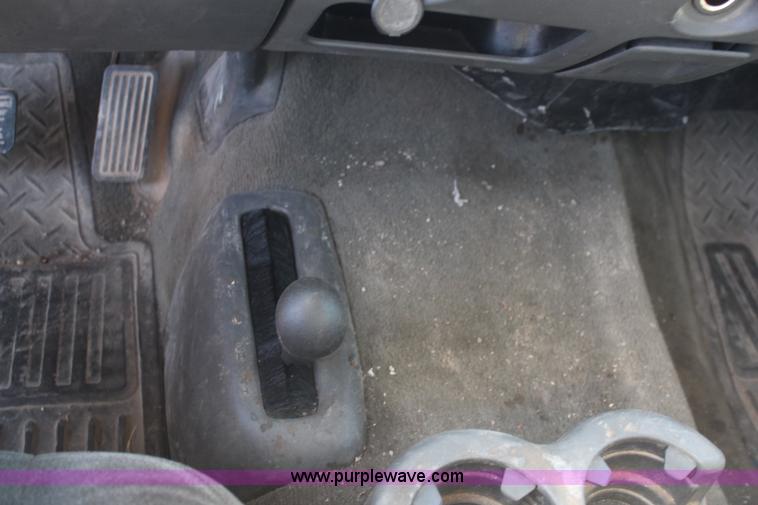 image for item K6778 2003 Chevrolet Silverado 1500 Ext. Cab pickup truck