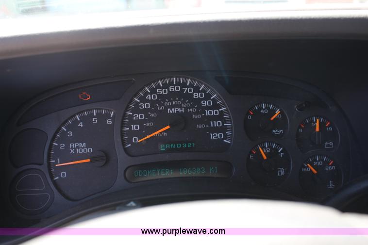 image for item K6778 2003 Chevrolet Silverado 1500 Ext. Cab pickup truck