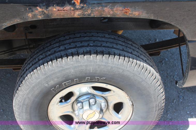 image for item K6778 2003 Chevrolet Silverado 1500 Ext. Cab pickup truck