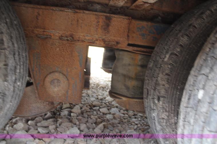 image for item K6783 1997 Donnan drop deck trailer