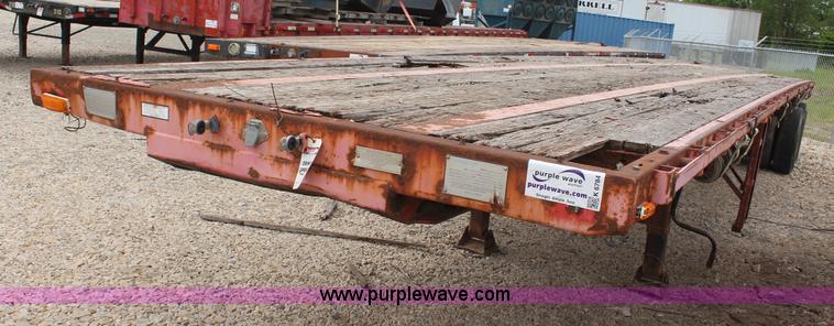 image for item K6784 1994 Transcraft flatbed trailer