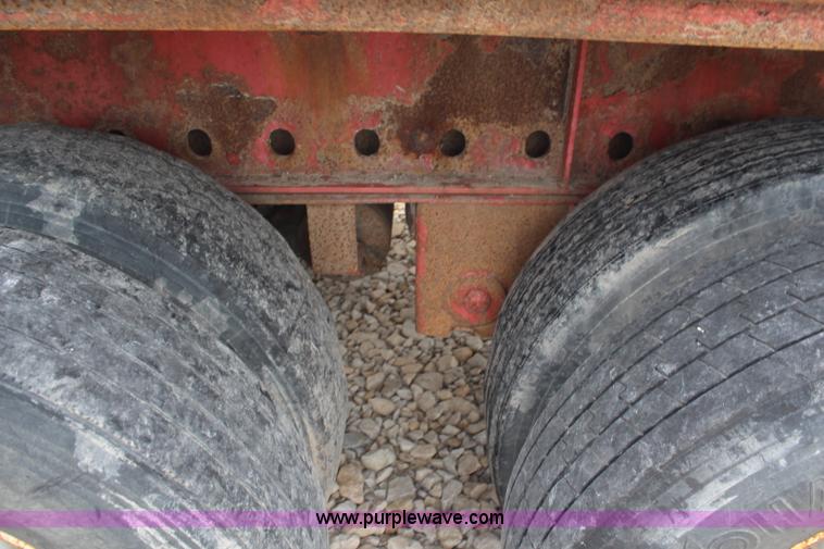 image for item K6784 1994 Transcraft flatbed trailer