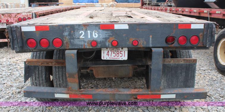 image for item K6785 1995 Trailmobile flatbed trailer