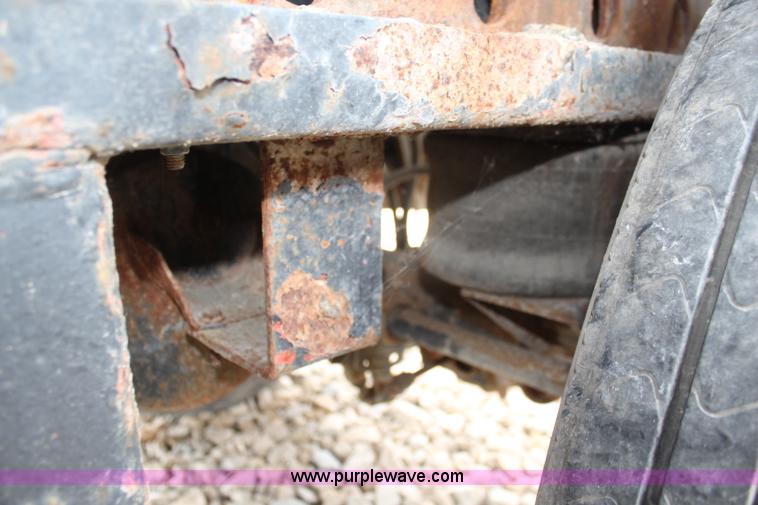 image for item K6785 1995 Trailmobile flatbed trailer