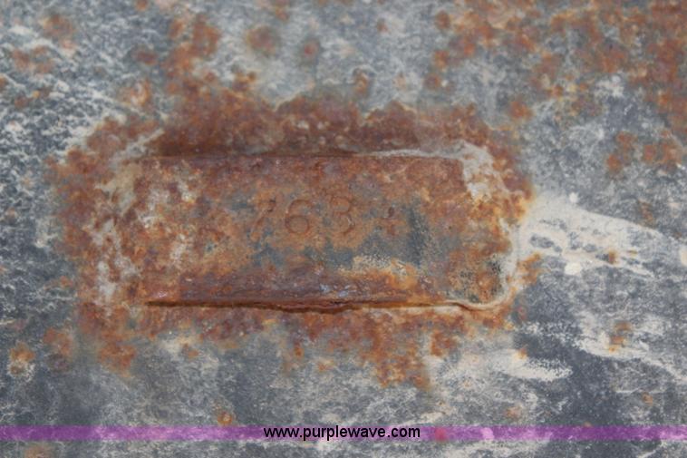 image for item K6785 1995 Trailmobile flatbed trailer