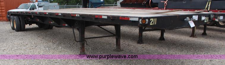 image for item K6788 1983 Utility flatbed trailer