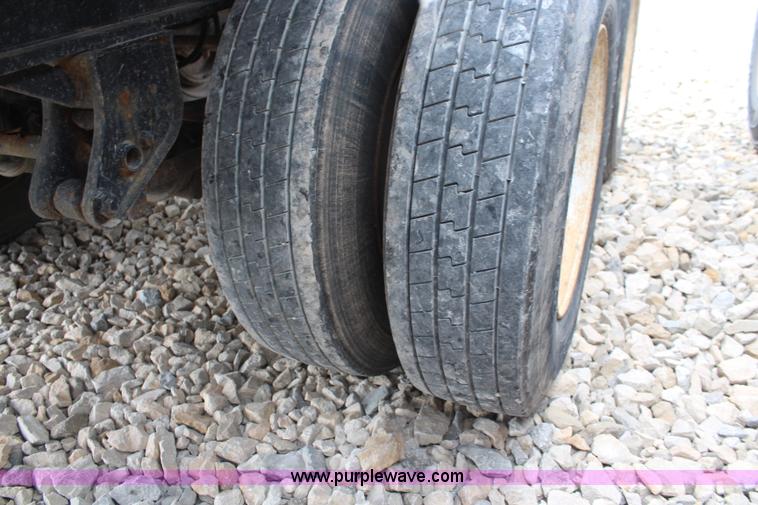 image for item K6788 1983 Utility flatbed trailer