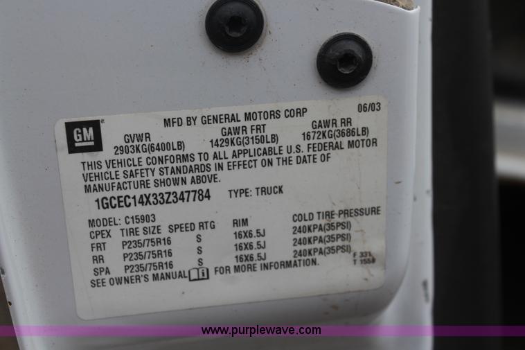 image for item K6895 2003 Chevrolet Silverado 1500 pickup truck