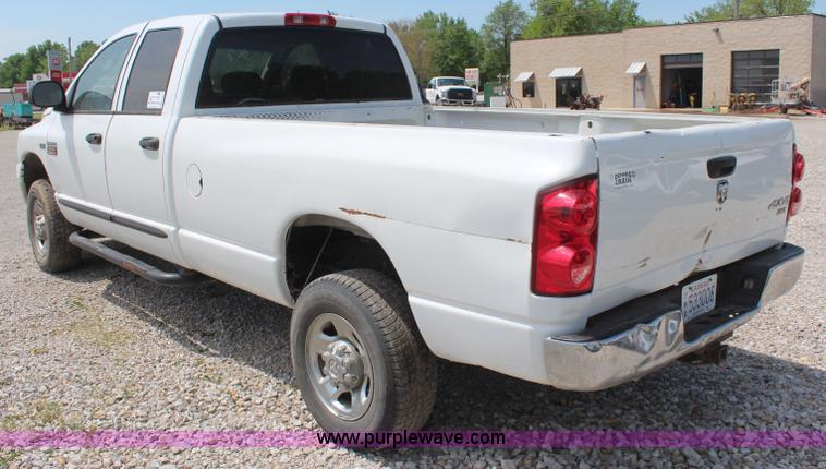image for item K6914 2007 Dodge Ram 2500 Quad Cab pickup truck