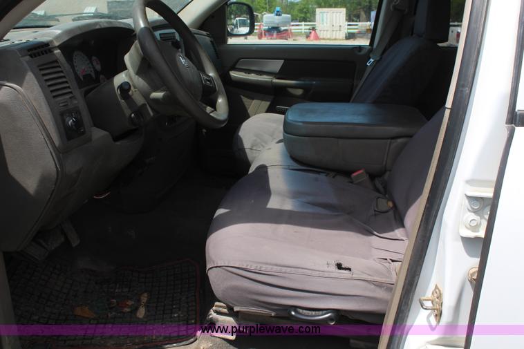 image for item K6914 2007 Dodge Ram 2500 Quad Cab pickup truck