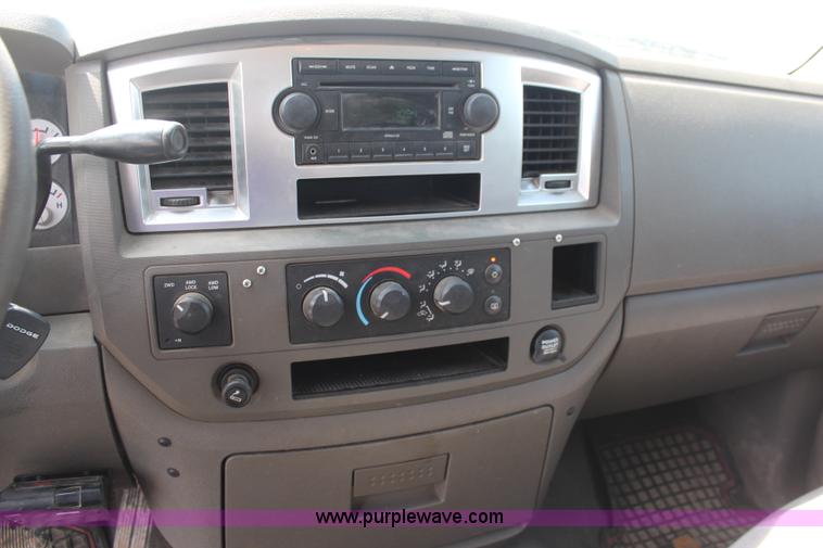 image for item K6914 2007 Dodge Ram 2500 Quad Cab pickup truck