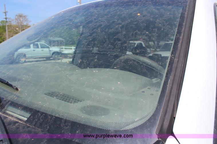 image for item K6914 2007 Dodge Ram 2500 Quad Cab pickup truck