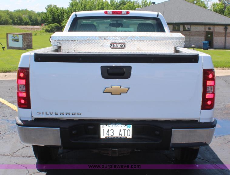 image for item K6987 2008 Chevrolet Silverado 1500 pickup truck