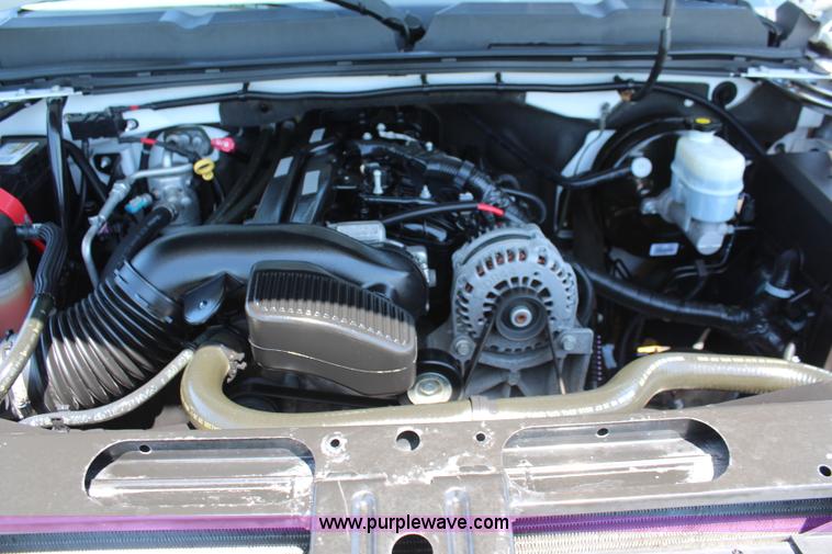 image for item K6987 2008 Chevrolet Silverado 1500 pickup truck